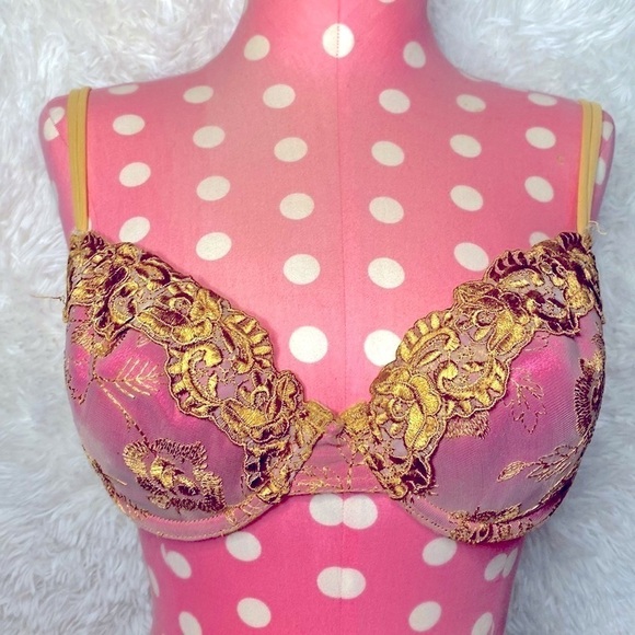 Rare Victoria’s Secret vintage pink & gold lace & mesh floral bra & panty set - Picture 3 of 11